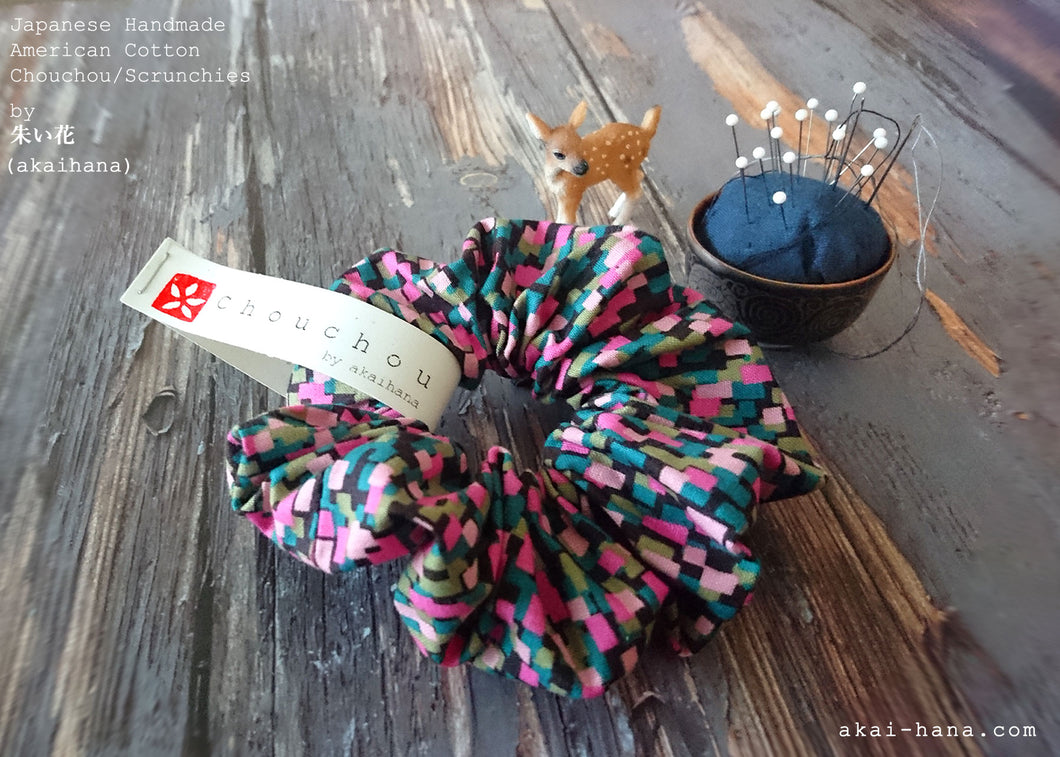 Japanese Handmade Scrunchies, Pink Mosaic, scaf0011