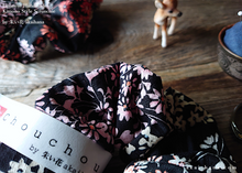 Load image into Gallery viewer, Handmade Kimono style Scrunchies, Kusabana Monyou Black, 100% Japanese cotton, scjf0034
