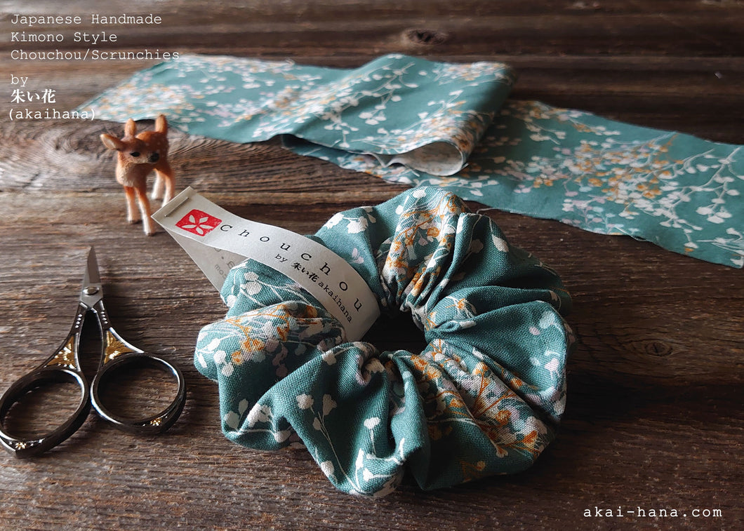 Japanese Handmade Cotton Linen Scrunchies, Flower Bouquet, Grayish Green