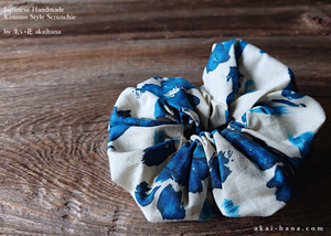 Japanese Handmade Scrunchies, Blue Floral, scjf0085