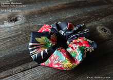Load image into Gallery viewer, Japanese Handmade Kimono Style Chouchou/Scrunchies, scjf0099
