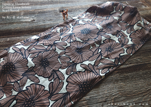 Load image into Gallery viewer, Japanese Handmade Infinity Scarf, Linen x Cotton, Nordic Floral
