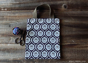 Little Tote, Black x White Floral, tbls0002