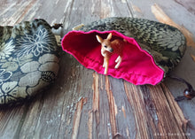 Load image into Gallery viewer, Shikibana Monyou Black, Temari Kinchaku Purse, tkjp0001
