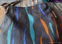 Load image into Gallery viewer, Mizu Fūsen (Water Balloon) Black, Temari Kinchaku Purse, tkjp0004
