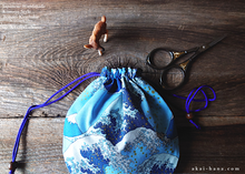 Load image into Gallery viewer, Japanese Handmade Temari Kinchaku Purse, Nami to Fujisan (Wave and Mt Fuji) ⦿tkjp0009

