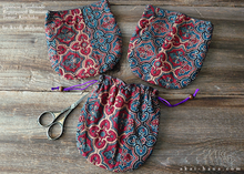 Load image into Gallery viewer, Repurposed Indian Calico Temari Kinchaku (drawstring) Purse, Japanese Handmade, tkvu0003
