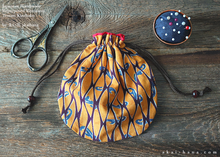 Load image into Gallery viewer, Repurposed Kenyan cotton Temari Kinchaku (drawstring) Purse, tkvu0009
